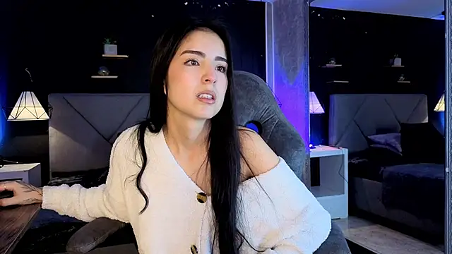 Snapshot of giapearl25 chatting on November 30, 7:51 pm giapearl25 online show from November 30, 7:51 pm