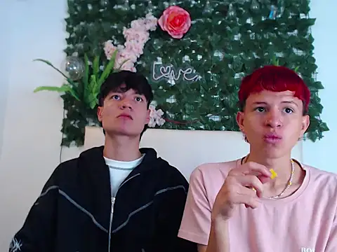 Snapshot of alex_russo__ chatting on November 9, 4:00 am alex russo online show from November 9, 4:00 am