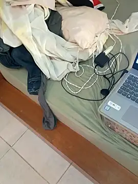 Insaneli online show from October 30, 7:54 am