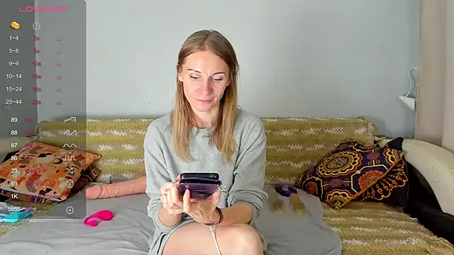 Snapshot of Amalia_Mio chatting on November 28, 11:02 am Amalia Mio online show from November 28, 11:02 am