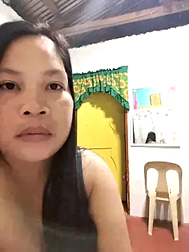 Snapshot of shyhotpinay_32 chatting on October 21, 5:13 pm shyhotpinay 32 online show from October 21, 5:13 pm