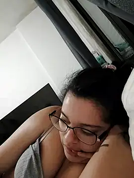 Jaykel a online show from February 4, 3:18 pm