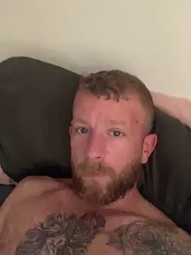 Snapshot of MrandMrsG25xx chatting on October 21, 9:21 am MrandMrsG25xx online show from October 21, 9:21 am