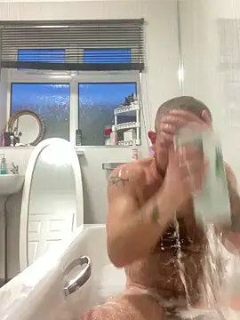 Snapshot of MrandMrsG25xx chatting on February 26, 5:34 pm MrandMrsG25xx online show from February 26, 5:34 pm