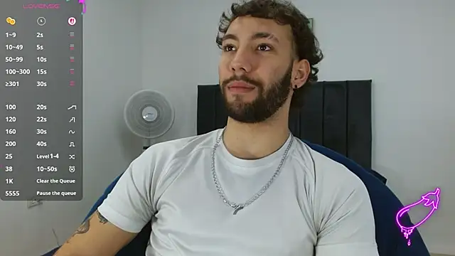 angel kyrozz online show from January 9, 7:04 pm