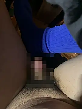 Snapshot of JinVelvet chatting on April 3, 5:22 pm JinVelvet online show from April 3, 5:22 pm