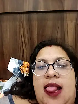 Snapshot of Couple_hardfucking chatting on November 19, 12:32 am Couple hardfucking online show from November 19, 12:32 am