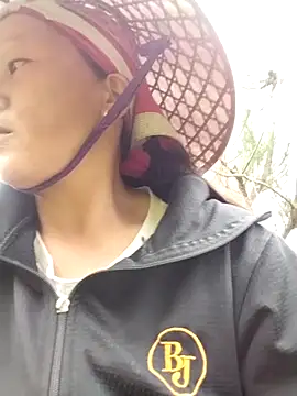 Snapshot of sumaybae chatting on October 14, 2:45 am sumaybae online show from October 14, 2:45 am