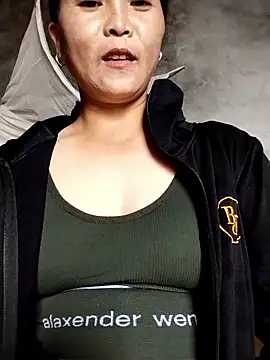 Snapshot of sumaybae chatting on October 15, 4:45 am sumaybae online show from October 15, 4:45 am