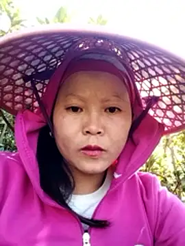 Snapshot of sumaybae chatting on November 28, 9:12 am sumaybae online show from November 28, 9:12 am