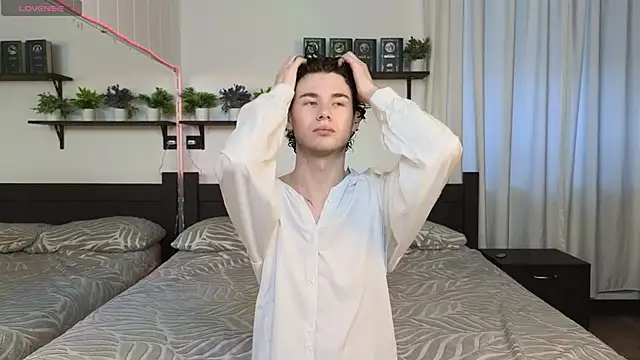 Cute Mike online show from February 8, 10:18 am