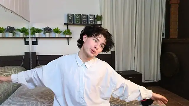 Cute Mike online show from February 12, 4:24 pm