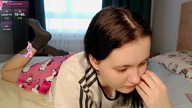 katlynaccerman online show from November 19, 9:20 am