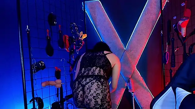 mranii queen bdsm  online show from November 22, 4:22 am