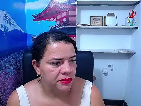 Biigg xxx online show from December 2, 8:04 pm