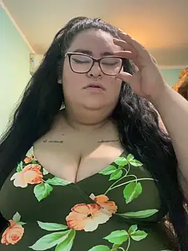 Snapshot of gothlove666 chatting on October 9, 2:04 pm gothlove666 online show from October 9, 2:04 pm