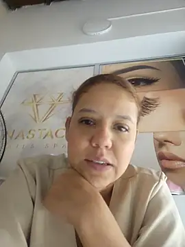 Snapshot of elara19 chatting on October 8, 2:58 pm elara19 online show from October 8, 2:58 pm