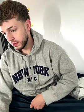 noah red online show from November 3, 3:13 pm