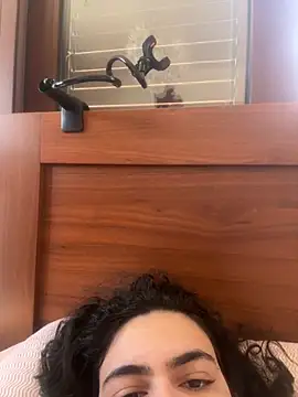 luciamaria01 online show from November 2, 9:33 am