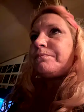 Snapshot of Ladydazy chatting on October 17, 10:07 am Ladydazy online show from October 17, 10:07 am