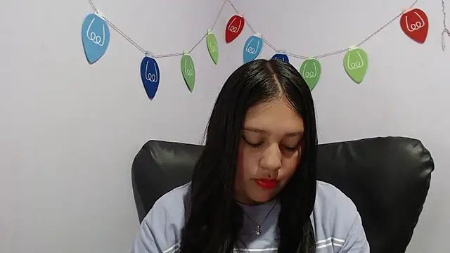 Snapshot of KOREN_JALAA chatting on January 4, 8:05 pm KOREN JALAA online show from January 4, 8:05 pm