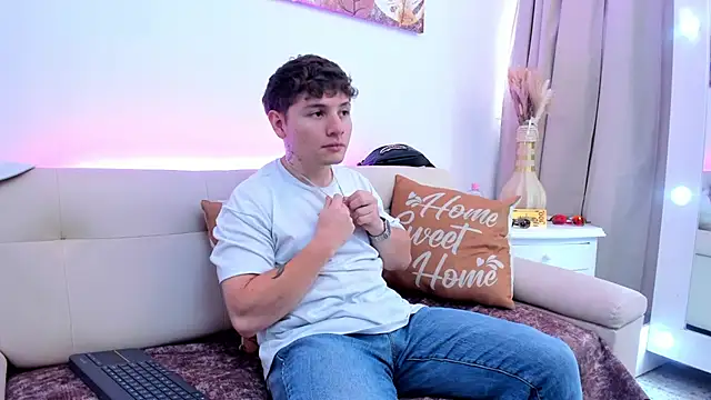 Leoo Miller online show from March 21, 12:32 pm