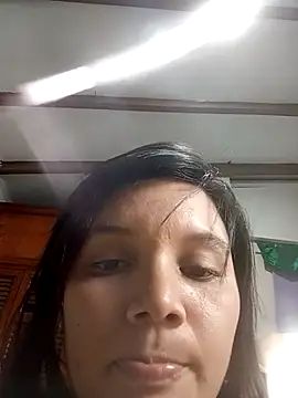 Snapshot of Emileya_27 chatting on October 5, 1:59 am Emileya 27 online show from October 5, 1:59 am