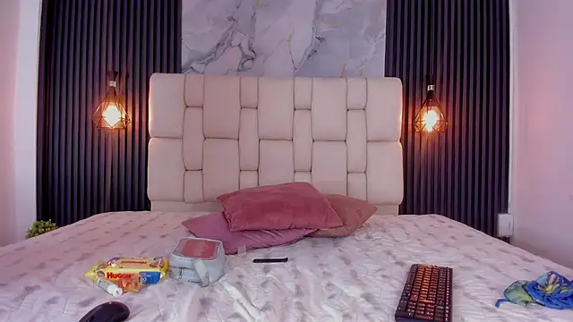 antonelasc online show from March 23, 8:13 pm