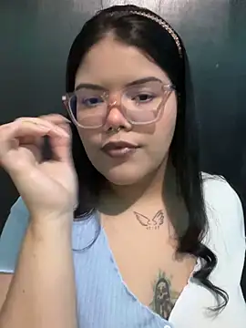 Snapshot of GabrielleMarsh1 chatting on October 24, 2:41 am GabrielleMarsh1 online show from October 24, 2:41 am