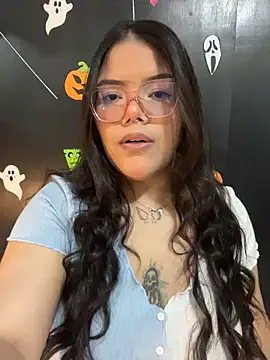 Snapshot of GabrielleMarsh1 chatting on November 9, 3:05 am GabrielleMarsh1 online show from November 9, 3:05 am