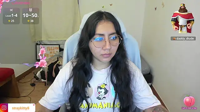 Snapshot of LoveLyy- chatting on November 20, 1:44 pm LoveLyy- online show from November 20, 1:44 pm