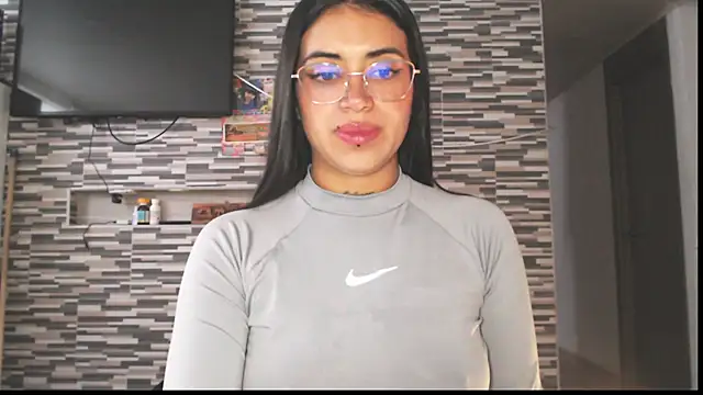 Carla Bennett   online show from October 6, 11:51 am