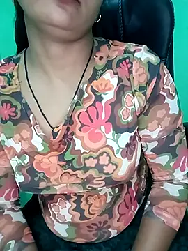 Snapshot of Rashmi_011 chatting on October 10, 5:45 pm Rashmi 011 online show from October 10, 5:45 pm