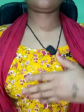 Snapshot of Rashmi_011 chatting on October 15, 4:40 pm Rashmi 011 online show from October 15, 4:40 pm