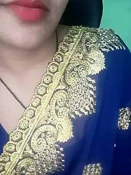 Snapshot of Rashmi_011 chatting on October 24, 4:14 pm Rashmi 011 online show from October 24, 4:14 pm