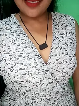 Snapshot of Rashmi_011 chatting on October 26, 7:36 am Rashmi 011 online show from October 26, 7:36 am