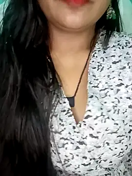 Snapshot of Rashmi_011 chatting on November 29, 11:57 am Rashmi 011 online show from November 29, 11:57 am