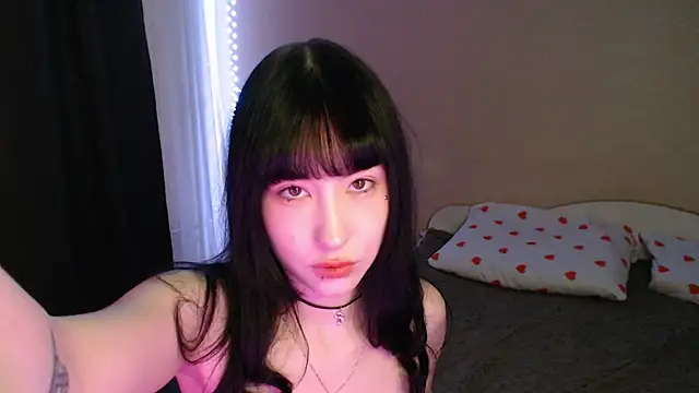 Snapshot of NaemiiBlush chatting on November 1, 8:05 am NaemiiBlush online show from November 1, 8:05 am