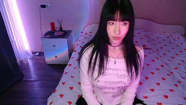 Snapshot of NaemiiBlush chatting on November 23, 4:18 pm NaemiiBlush online show from November 23, 4:18 pm