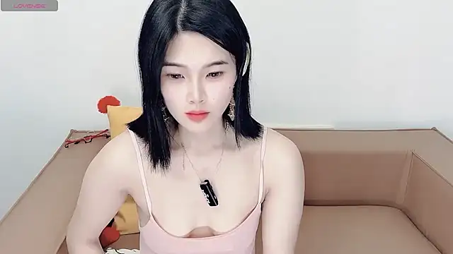 Snapshot of T-TeaR chatting on March 24, 1:43 am T-TeaR online show from March 24, 1:43 am