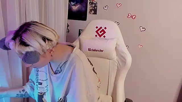 Snapshot of bixxxiz chatting on March 1, 5:31 am bixxxiz online show from March 1, 5:31 am