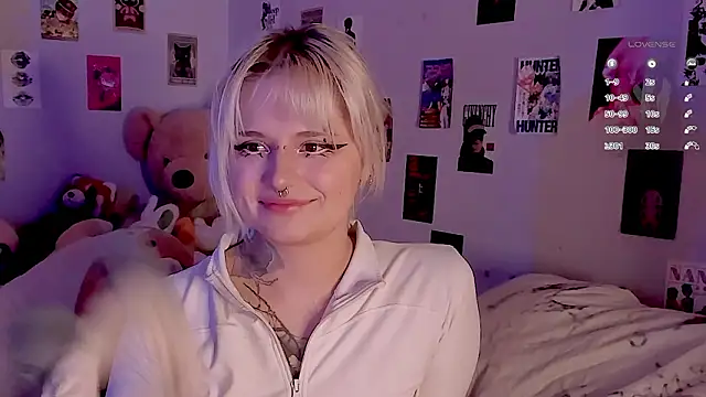 Snapshot of bixxxiz chatting on March 2, 5:08 am bixxxiz online show from March 2, 5:08 am