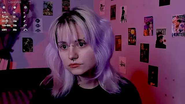 Snapshot of bixxxiz chatting on March 3, 8:42 am bixxxiz online show from March 3, 8:42 am