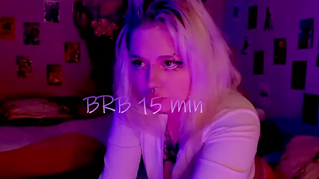 Snapshot of bixxxiz chatting on March 5, 8:21 am bixxxiz online show from March 5, 8:21 am