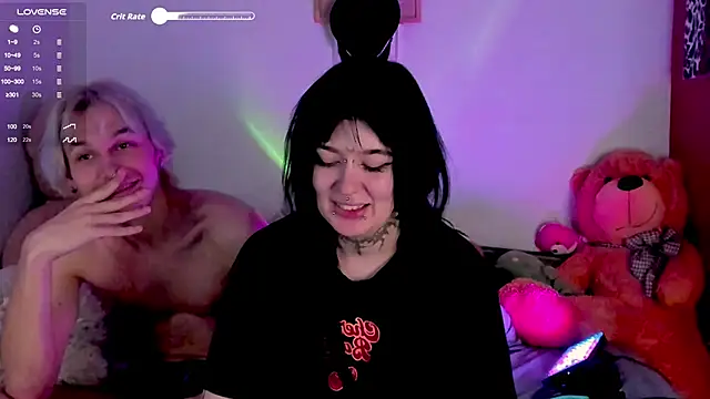 Snapshot of g4tito chatting on October 8, 4:04 pm g4tito online show from October 8, 4:04 pm