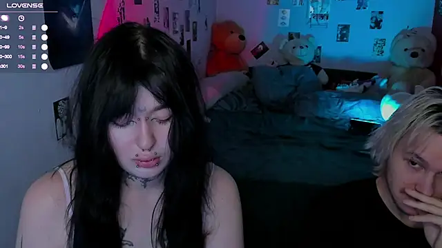 Snapshot of g4tito chatting on November 29, 6:27 am g4tito online show from November 29, 6:27 am