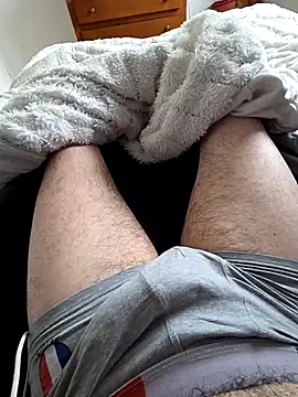 bi5050chaud online show from December 5, 2:25 pm