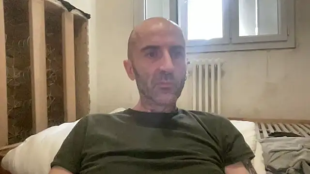 slave44nantes online show from January 19, 11:14 am