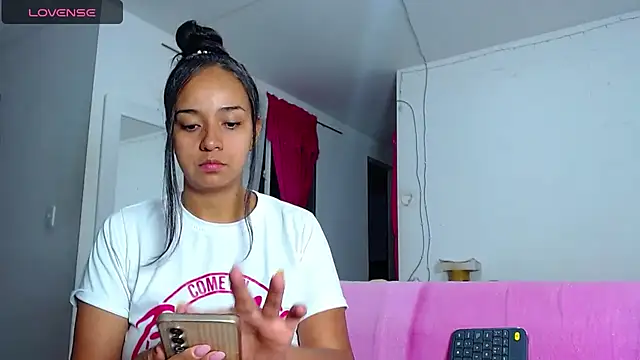 Kendall honea online show from July 22, 7:33 am