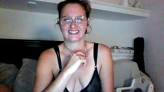 xcrazzycat online show from October 20, 9:26 pm